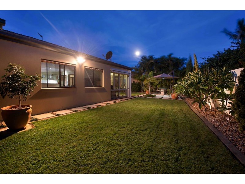 545 Oyster Cove Promenade, Hope Island QLD 4212