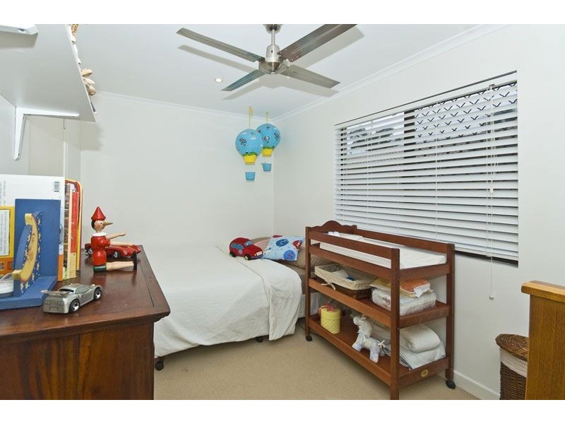 2/1 Snipe Street, Miami QLD 4220