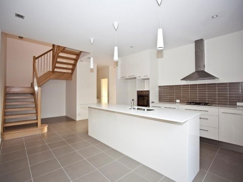 1/57 Avanti Street, Mermaid Waters QLD 4218