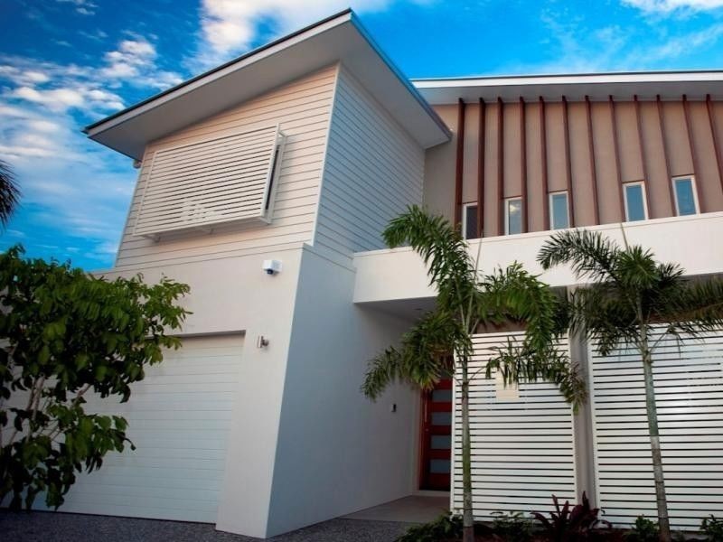 1/57 Avanti Street, Mermaid Waters QLD 4218