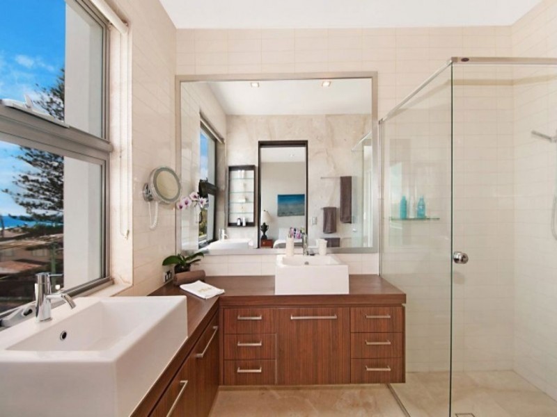 2/4 Ninth Avenue, Palm Beach QLD 4221