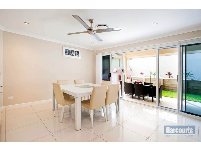 92 Compass Drive, Biggera Waters QLD 4216
