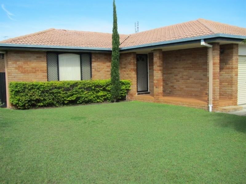 8 Waitomo Street, Broadbeach Waters QLD 4218