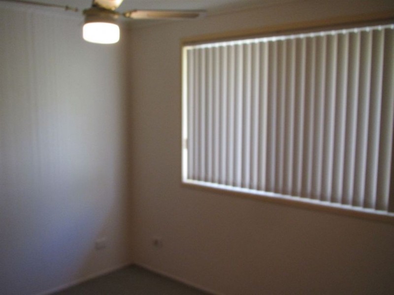 8 Waitomo Street, Broadbeach Waters QLD 4218