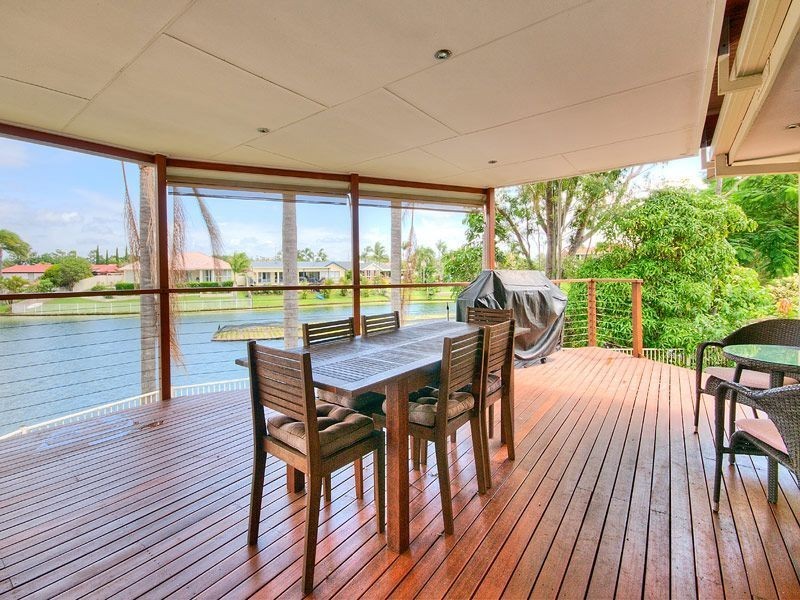 7 Tween Court, Mermaid Waters QLD 4218