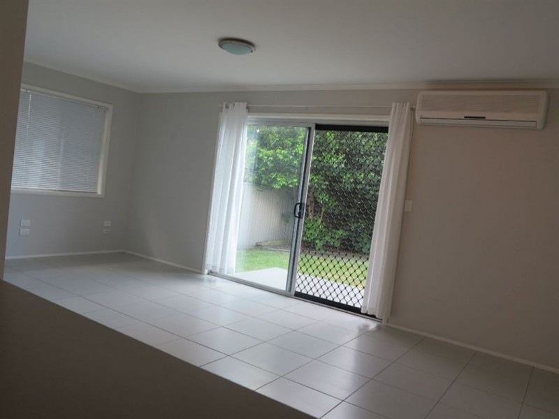 2/52 Hollywell Road, Biggera Waters QLD 4216