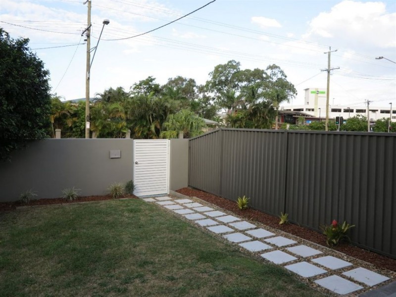 2/52 Hollywell Road, Biggera Waters QLD 4216