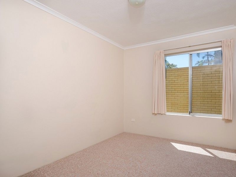 1/29 Duet Drive, Mermaid Waters QLD 4218