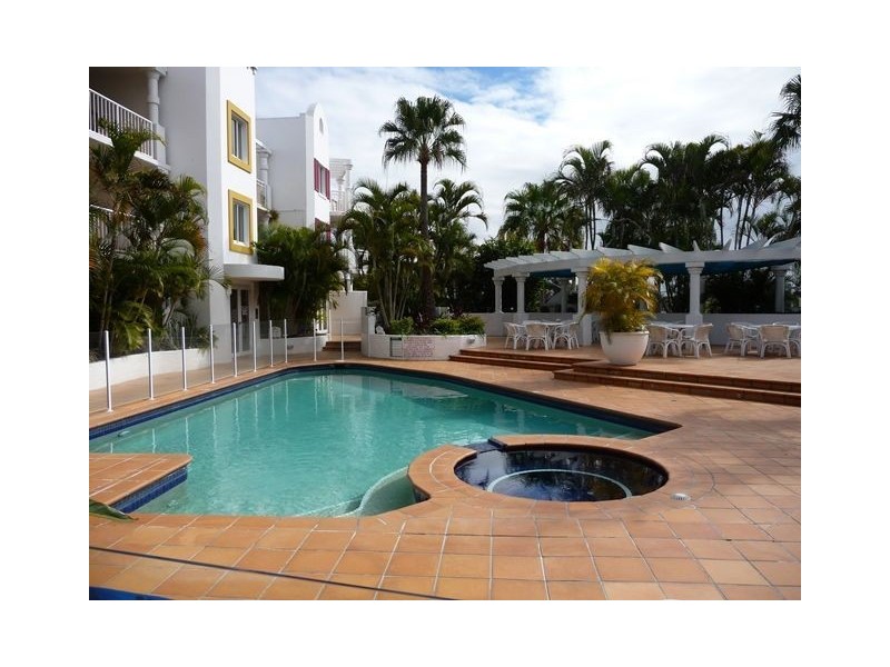 41/28 Chairlift Avenue, Miami QLD 4220