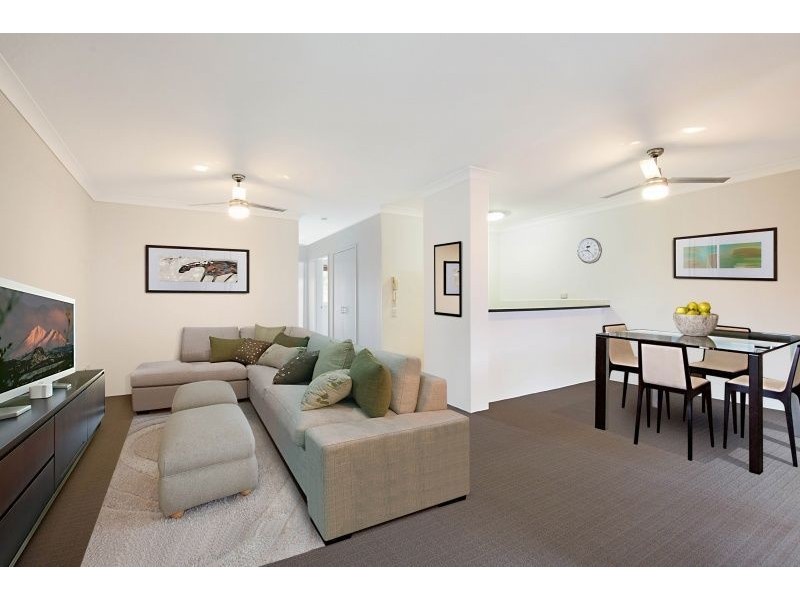 19 Monaco Street, Surfers Paradise QLD 4217