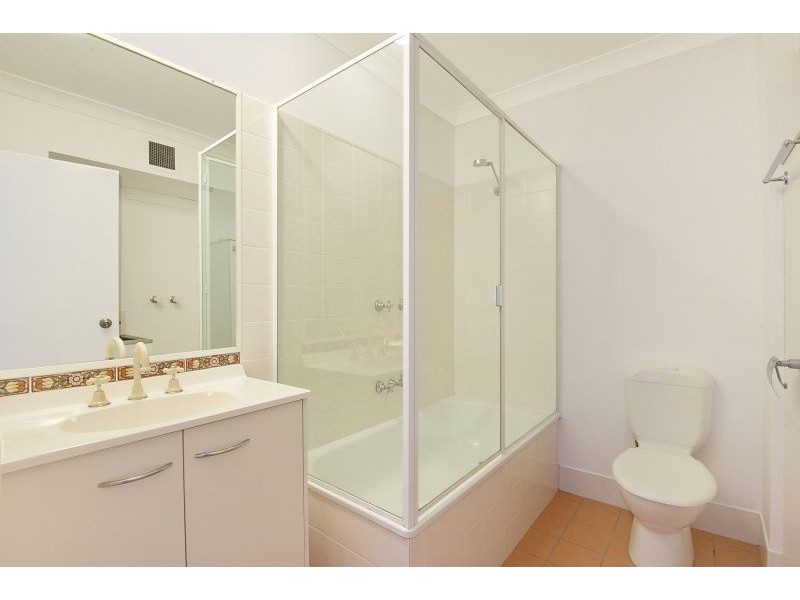 19 Monaco Street, Surfers Paradise QLD 4217