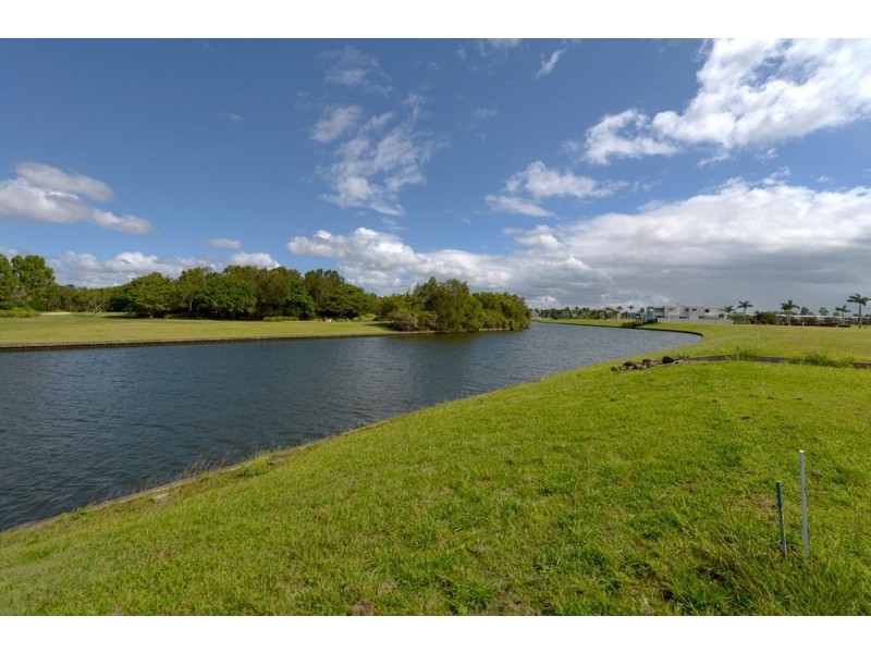 20/7623 Fairway Boulevard, Hope Island QLD 4212