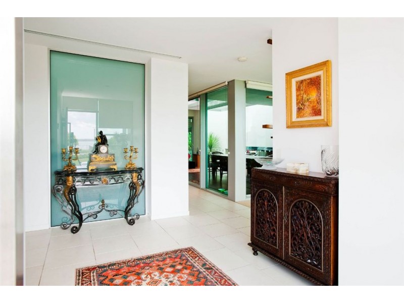 9104/2 Ephraim Island Parade, Paradise Point QLD 4216