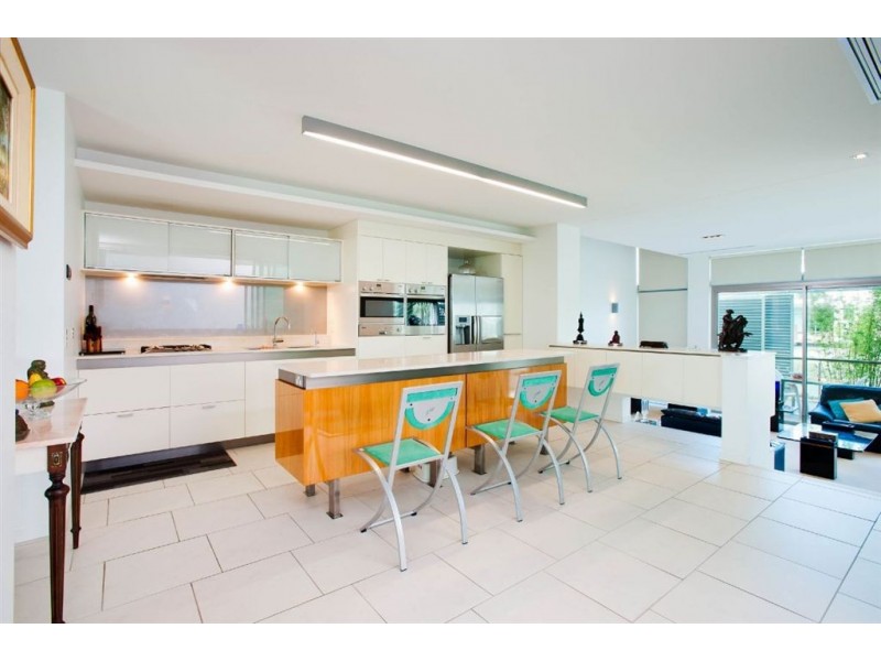 9104/2 Ephraim Island Parade, Paradise Point QLD 4216