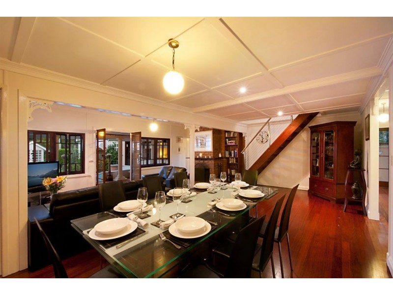 91 Old Burleigh Road, Broadbeach QLD 4218