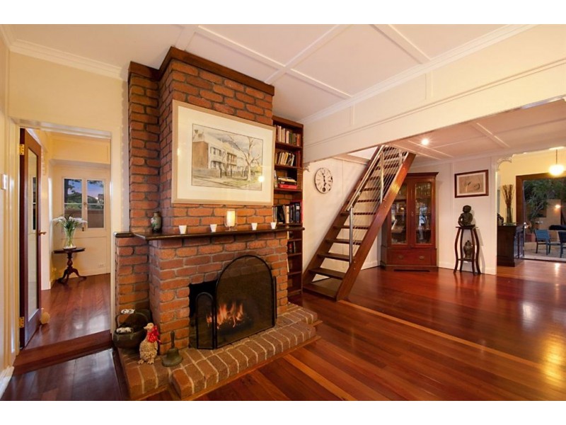 91 Old Burleigh Road, Broadbeach QLD 4218