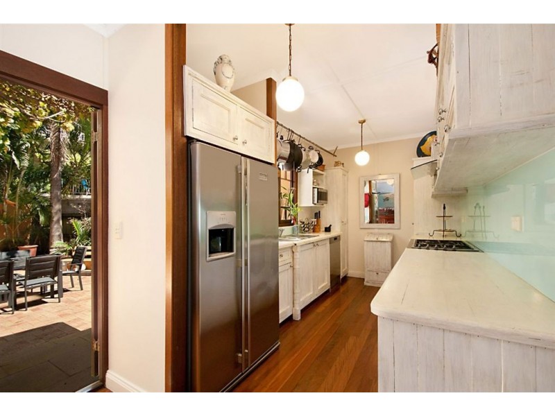 91 Old Burleigh Road, Broadbeach QLD 4218