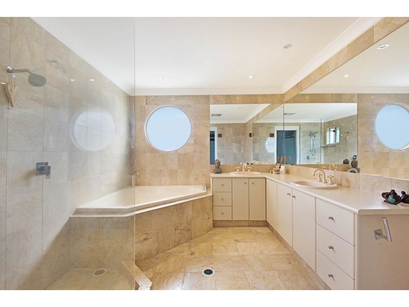 20 Hilda Street, Mermaid Beach QLD 4218