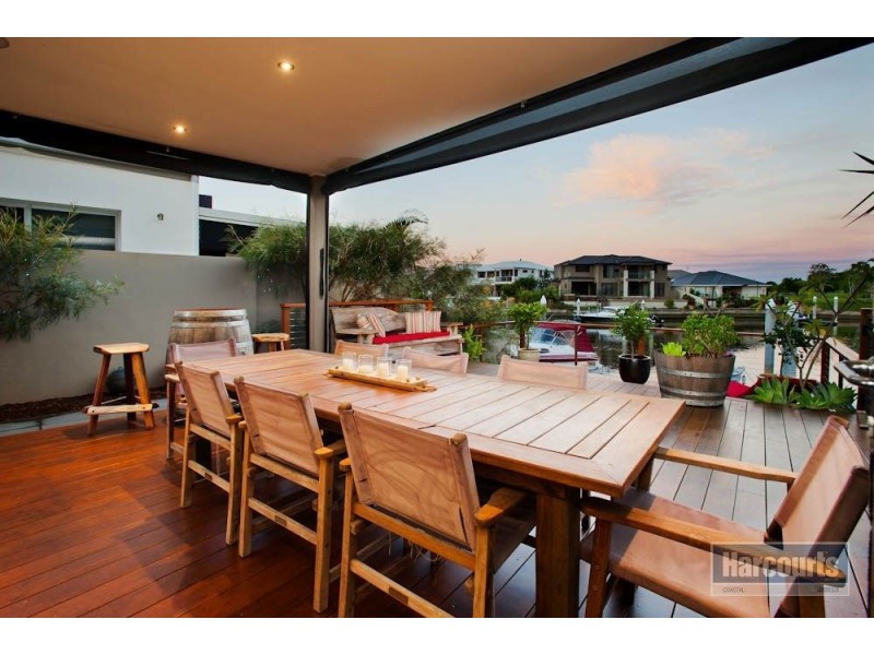 1/35 Compass Drive, Biggera Waters QLD 4216