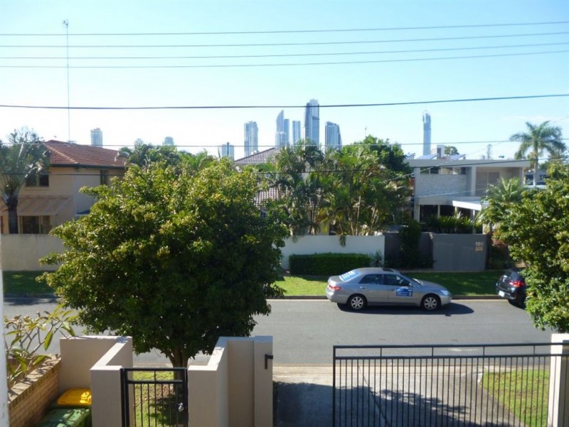 105 Regatta Parade, Southport QLD 4215