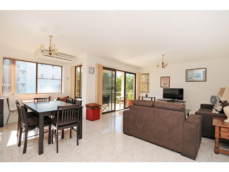 4/15 Mermaid Ave, Mermaid Beach QLD 4218