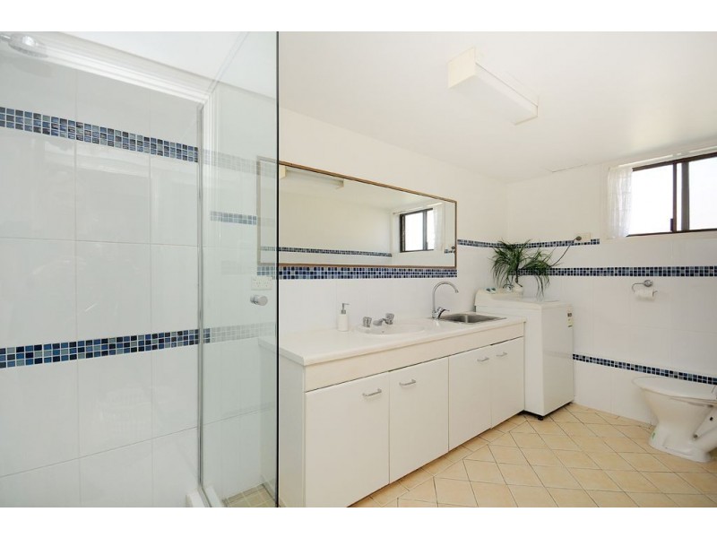 4/15 Mermaid Ave, Mermaid Beach QLD 4218