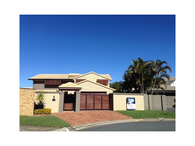 12 Rabaul Avenue, Runaway Bay QLD 4216