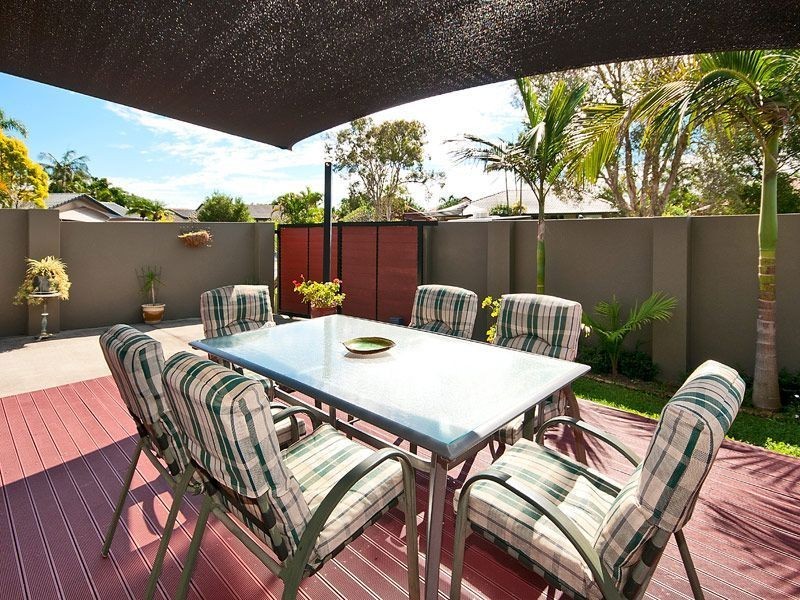 19 Willis Court, Mermaid Waters QLD 4218