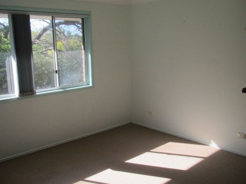 32/9 Harrier Drive, Burleigh Waters QLD 4220