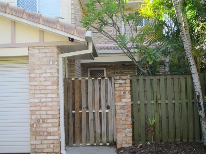 32/9 Harrier Drive, Burleigh Waters QLD 4220