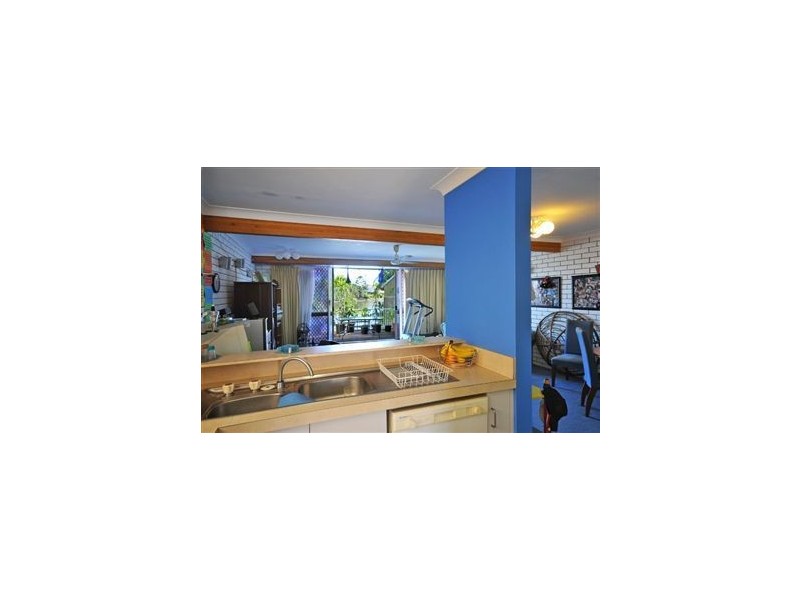 1/6 Aquila Court, Mermaid Waters QLD 4218