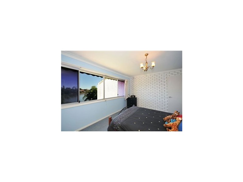1/6 Aquila Court, Mermaid Waters QLD 4218