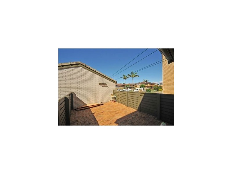 1/6 Aquila Court, Mermaid Waters QLD 4218