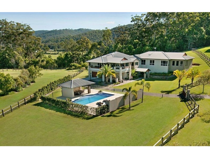 4 Lita Court, Tallebudgera QLD 4228