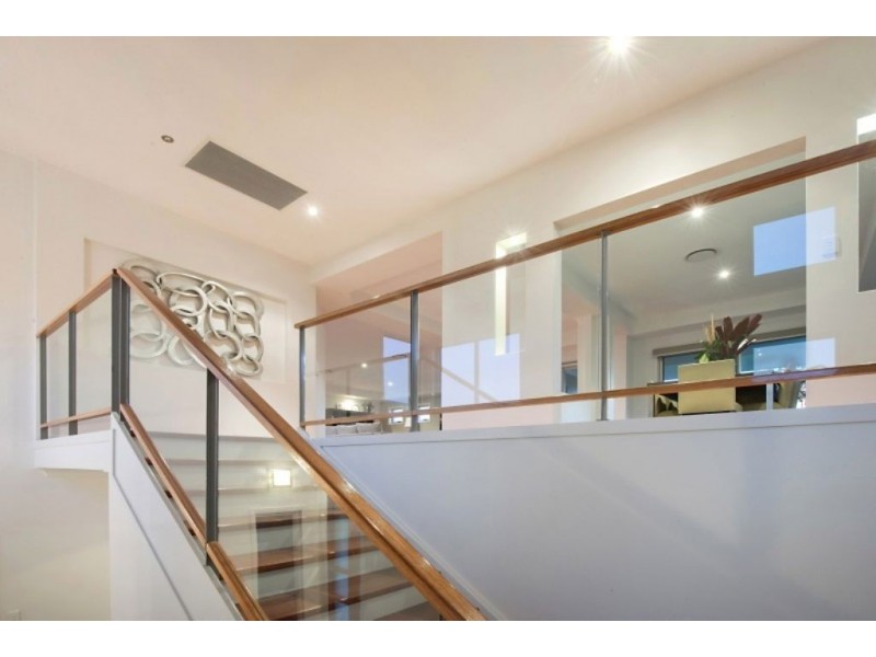 4 Lita Court, Tallebudgera QLD 4228