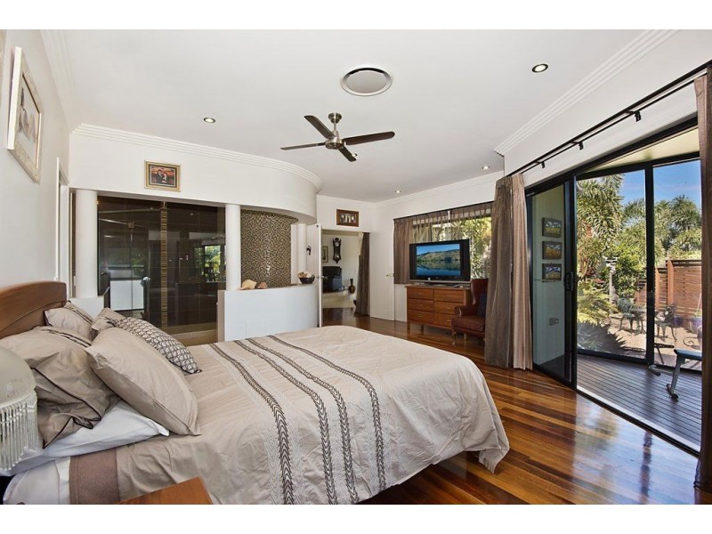 1 Colchester Court, Maudsland QLD 4210