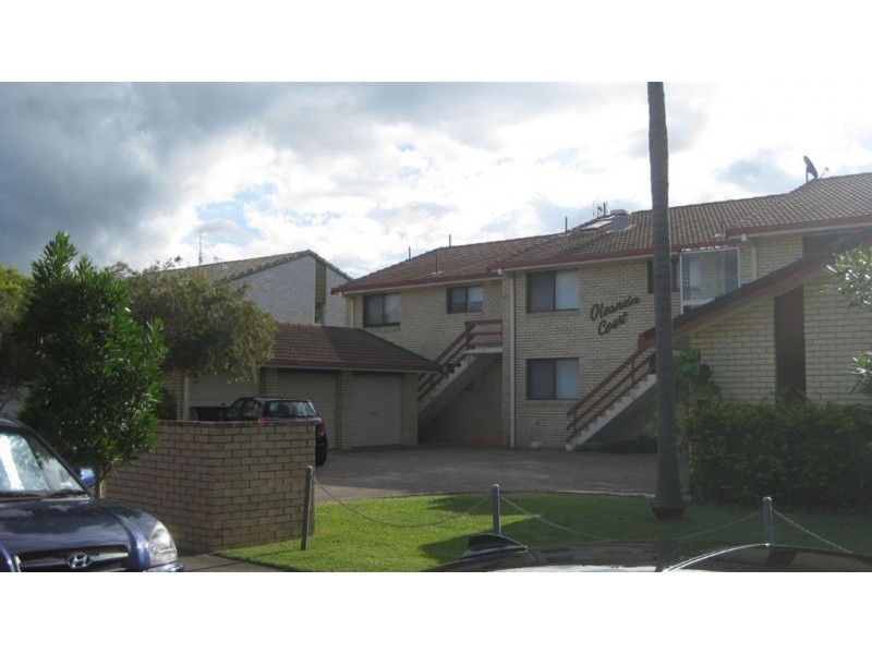 1/8 Aquila Court, Mermaid Waters QLD 4218