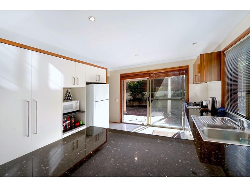 46 Camelot Crescent, Hollywell QLD 4216