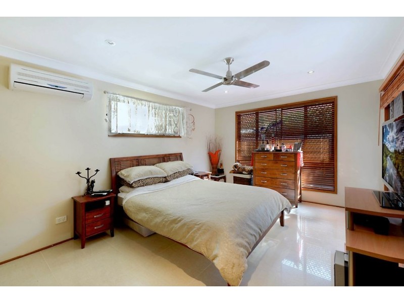 46 Camelot Crescent, Hollywell QLD 4216