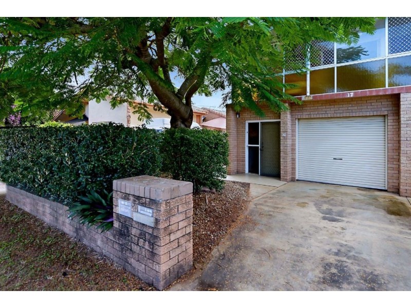 2/17 Teal Avenue, Paradise Point QLD 4216