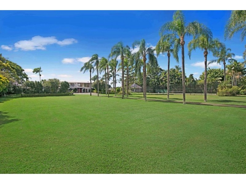 574 to 586 Nerang-Broadbeach Road, Carrara QLD 4211