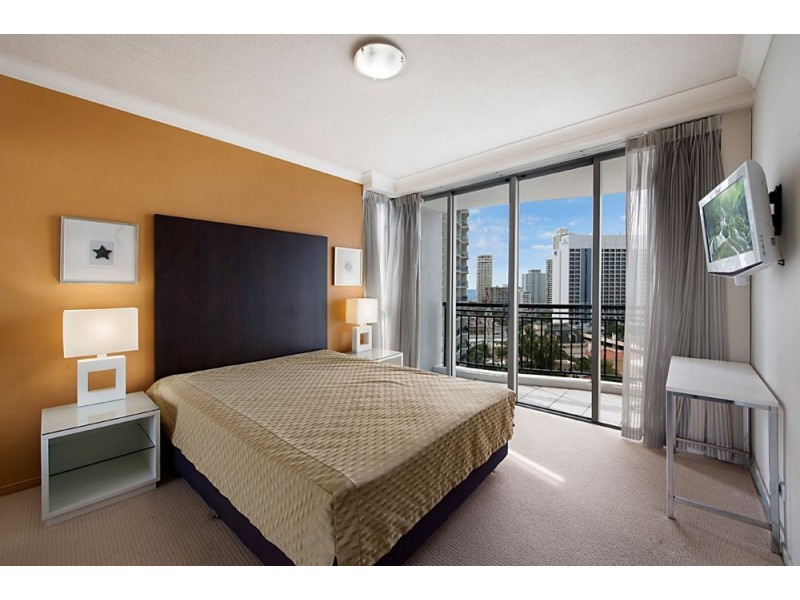 23 Ferny Avenue, Surfers Paradise QLD 4217