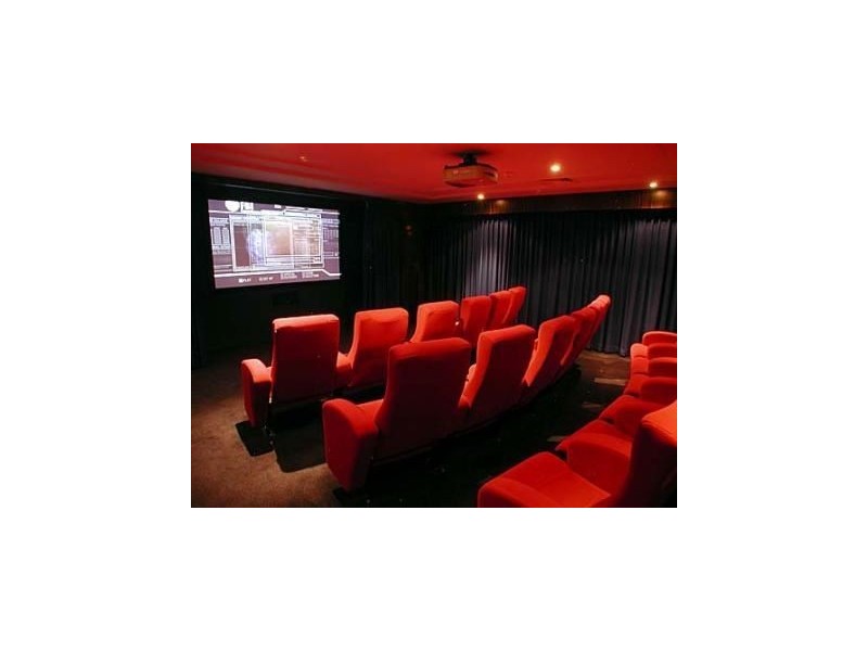 23 Ferny Avenue, Surfers Paradise QLD 4217