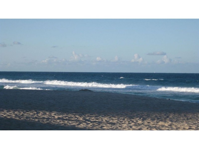 3/3 Margaret Avenue, Broadbeach QLD 4218