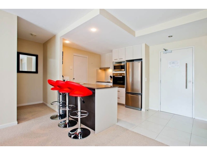 1113/2 Activa Way, Hope Island QLD 4212