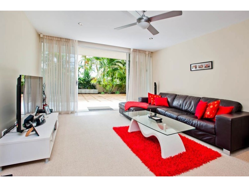 1113/2 Activa Way, Hope Island QLD 4212