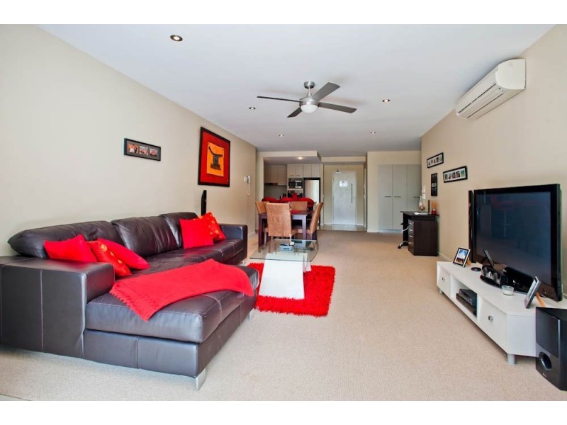 1113/2 Activa Way, Hope Island QLD 4212