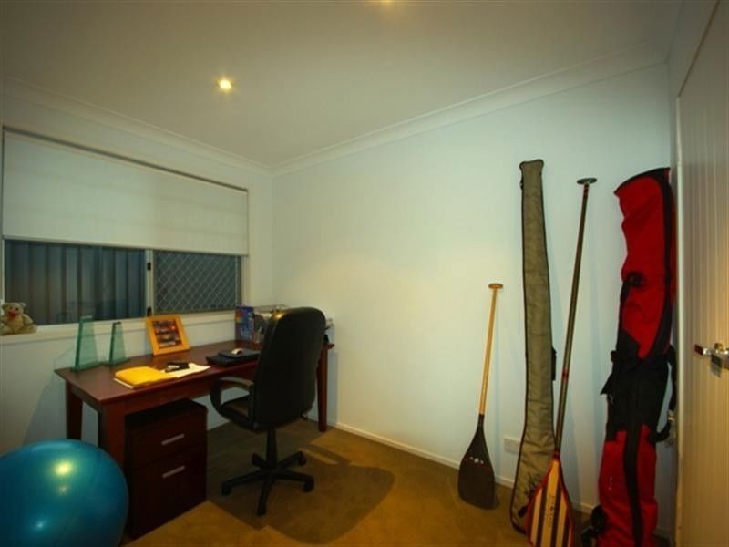 33 Bardon Ave, Miami QLD 4220