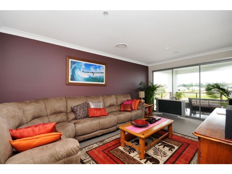 1 South Quay Drive, Biggera Waters QLD 4216