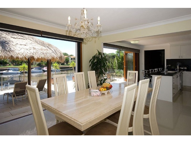 30 Sundance Way, Runaway Bay QLD 4216